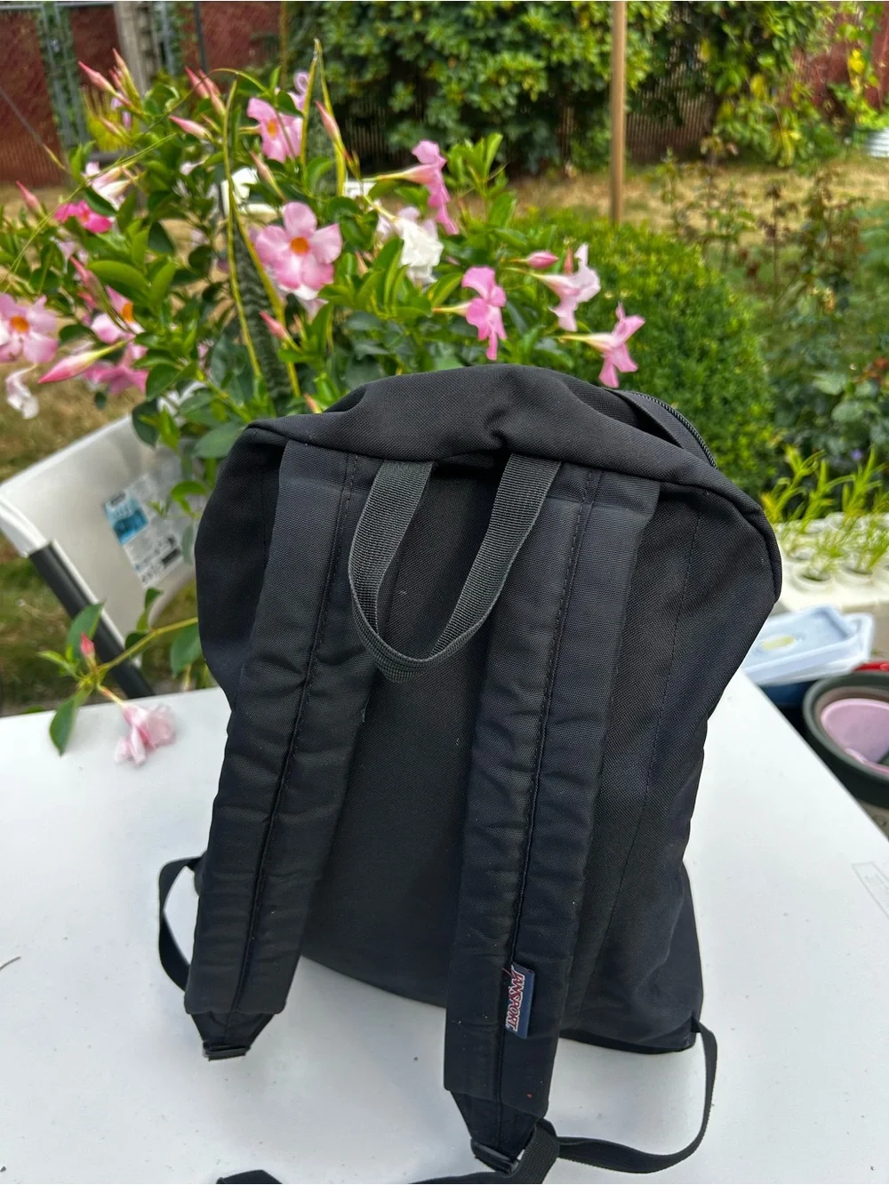 Jansport Mens Black Backpack with Red Logo Size 18”x12”x8”